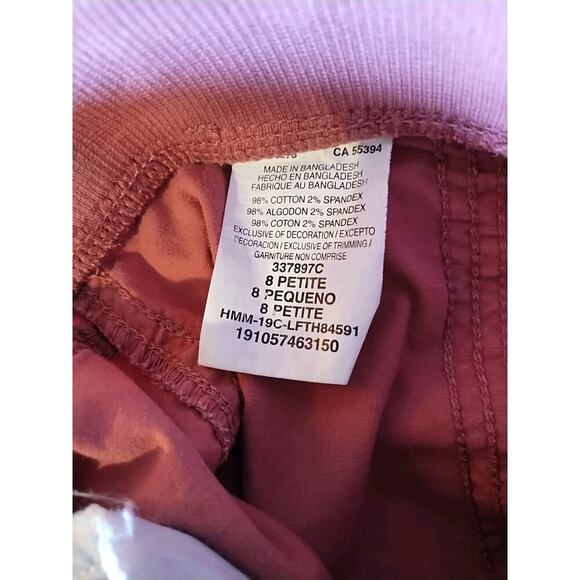 Lot of 2 Red Pink Womens Size 8 Petite 8P Mid Rise Capri Crop Bermuda Shorts - Picture 7 of 9